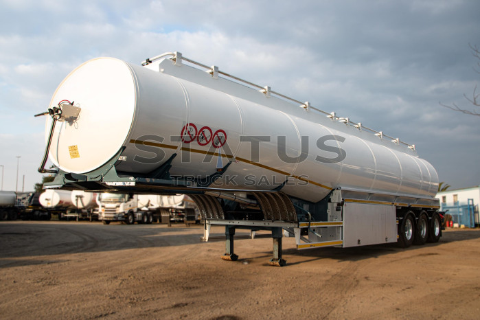 2013 GRW 50 000Lt Tri-Axle Bridging Fuel Tanker Trailer