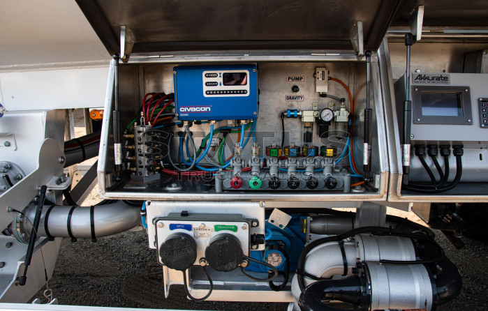 2025 Tank Clinic 49 000Lt Tri-Axle Metered Fuel Tanker Trailer 2025 Tank Clinic 49 000Lt Tri-Axle Metered Fuel Tanker Trailer