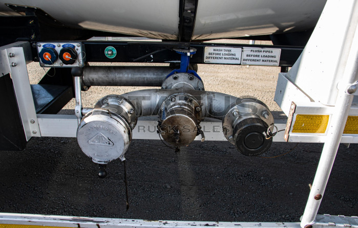  2023 Henred Fruehauf 38 000Lt Tri-Axle HFO Tanker Trailer 