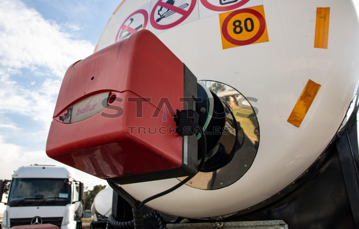  2023 Henred Fruehauf 38 000Lt Tri-Axle HFO Tanker Trailer 