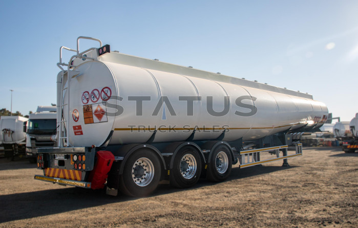 2010 GRW 50 000Lt Tri-Axle Bridging Fuel Tanker Trailer 2010 GRW 50 000Lt Tri-Axle Bridging Fuel Tanker Trailer