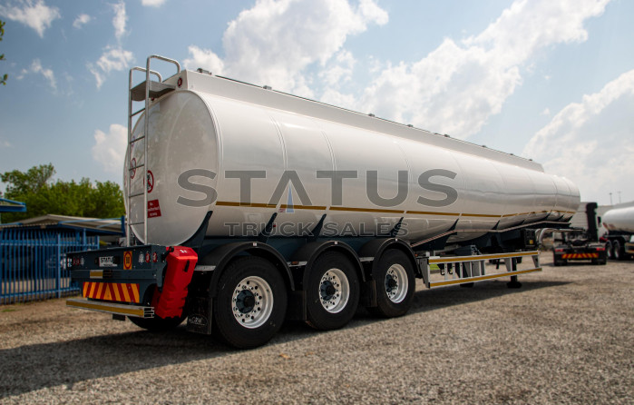 2015 GRW 50 000Lt Tri-Axle Bridging Fuel Tanker Trailer 2015 GRW 50 000Lt Tri-Axle Bridging Fuel Tanker Trailer